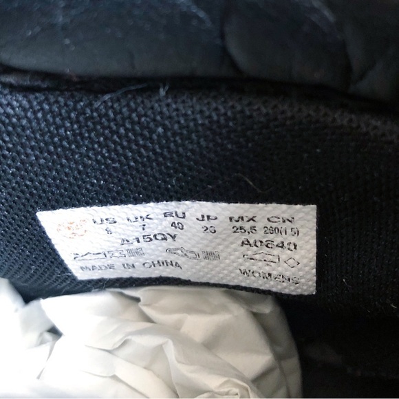 Timberland • Waterville 6" Waterproof Lug Sole Booties black leather lace up - Picture 11 of 14